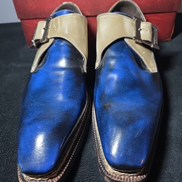 Blue and Tan Men\'s Oxfords main image 5